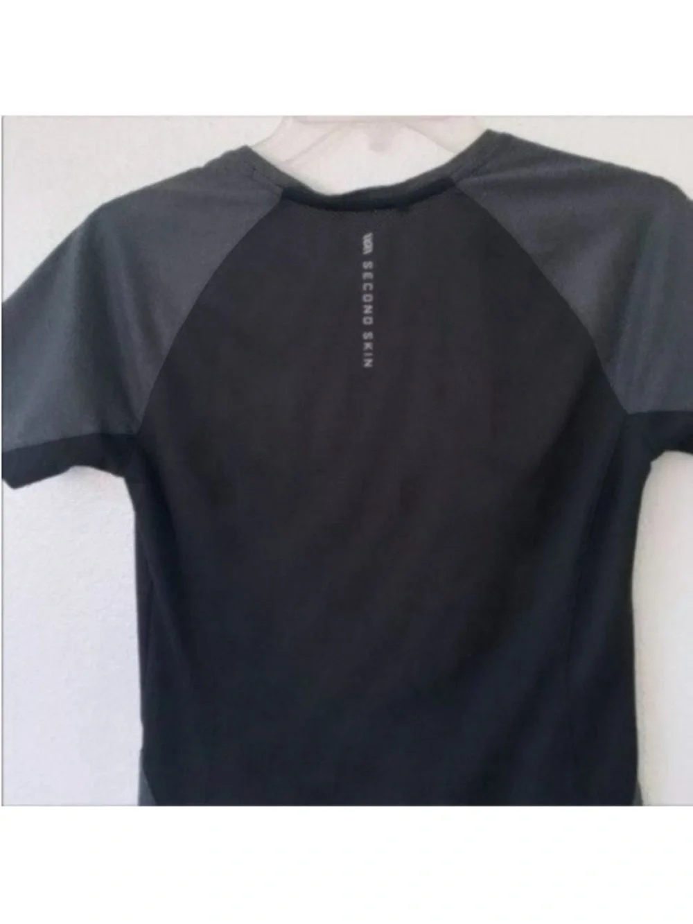 Second Skin grey black athletic short sleeve top tshirt
